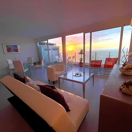 Exclusive Ocean Views Διαμέρισμα Λος Ρεαλέχος