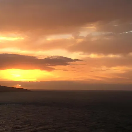 Exclusive Ocean Views Apartment