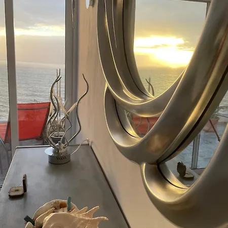 Exclusive Ocean Views Apartment *